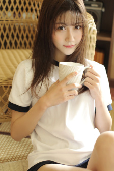 《女教师2hd》